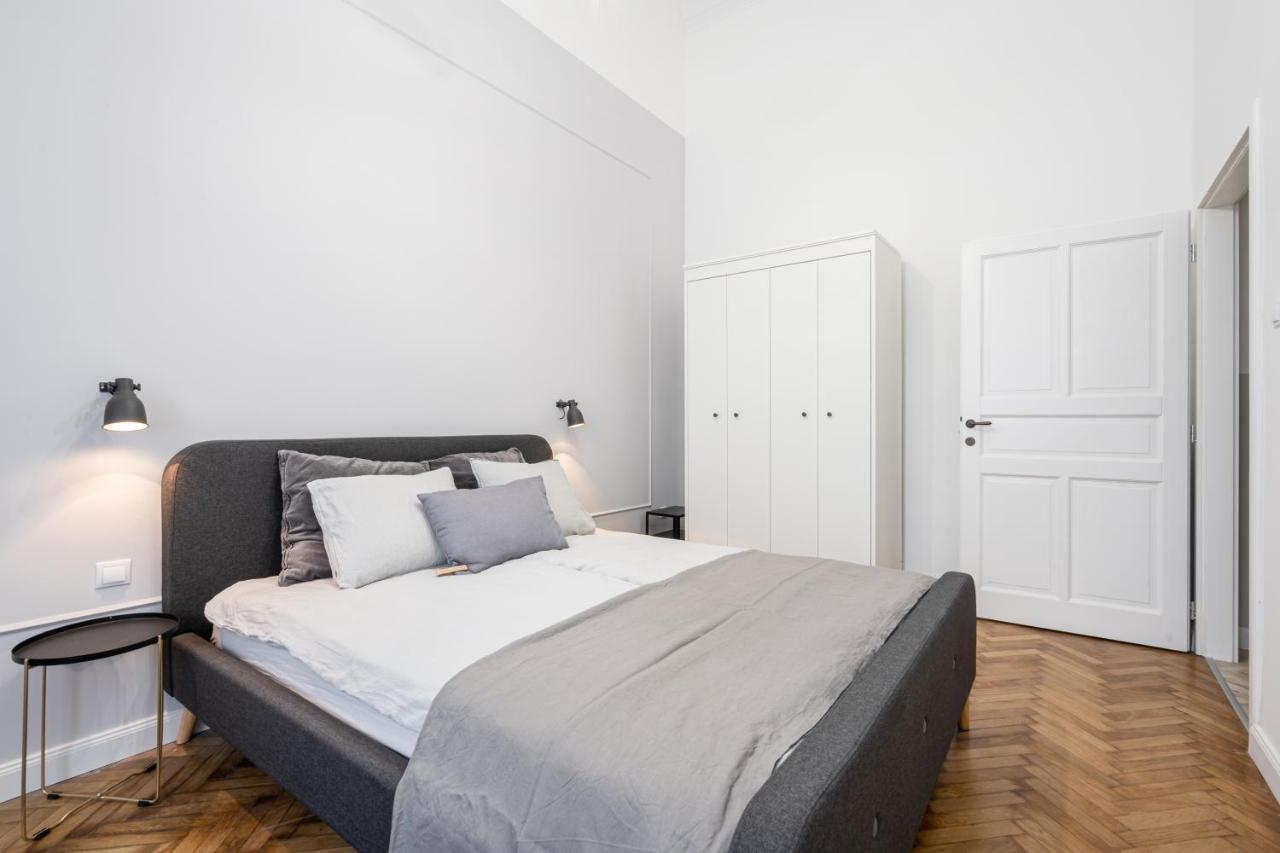 Atmos Glare Apartment Budapeşte Dış mekan fotoğraf